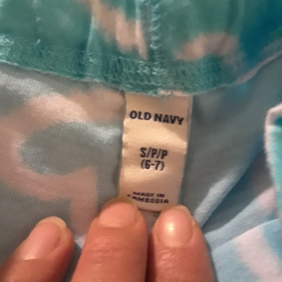 Size 6/7 girl heart stretchy waist shorts - Picture 5 of 8